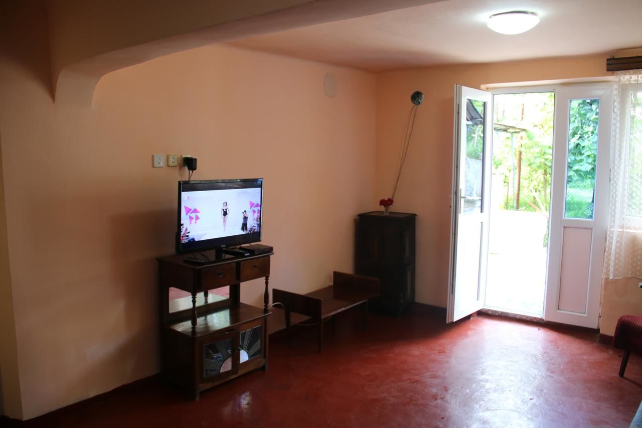 Гостевой дом Achi Guest House Махинджаури-30